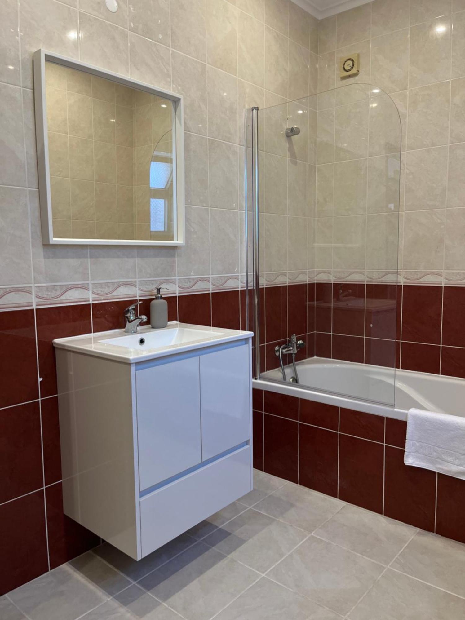 Vila Gloria Guesthouse ラゴス エクステリア 写真