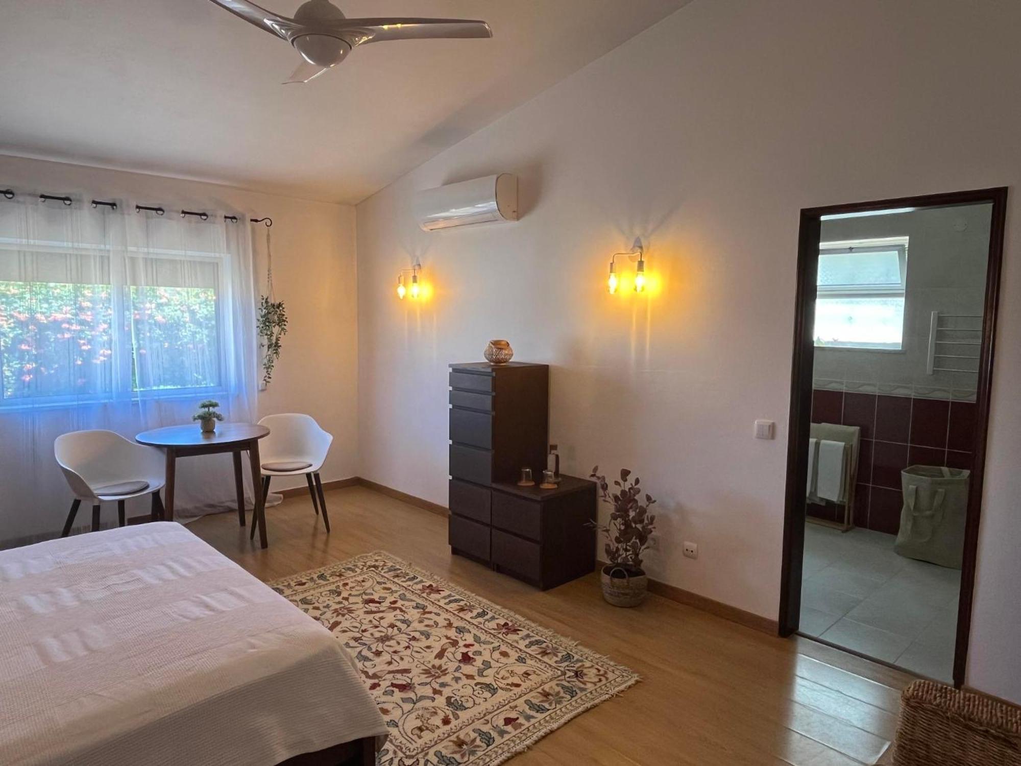 Vila Gloria Guesthouse ラゴス 部屋 写真